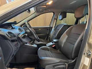 Renault Grand Scenic 2014 — rear view