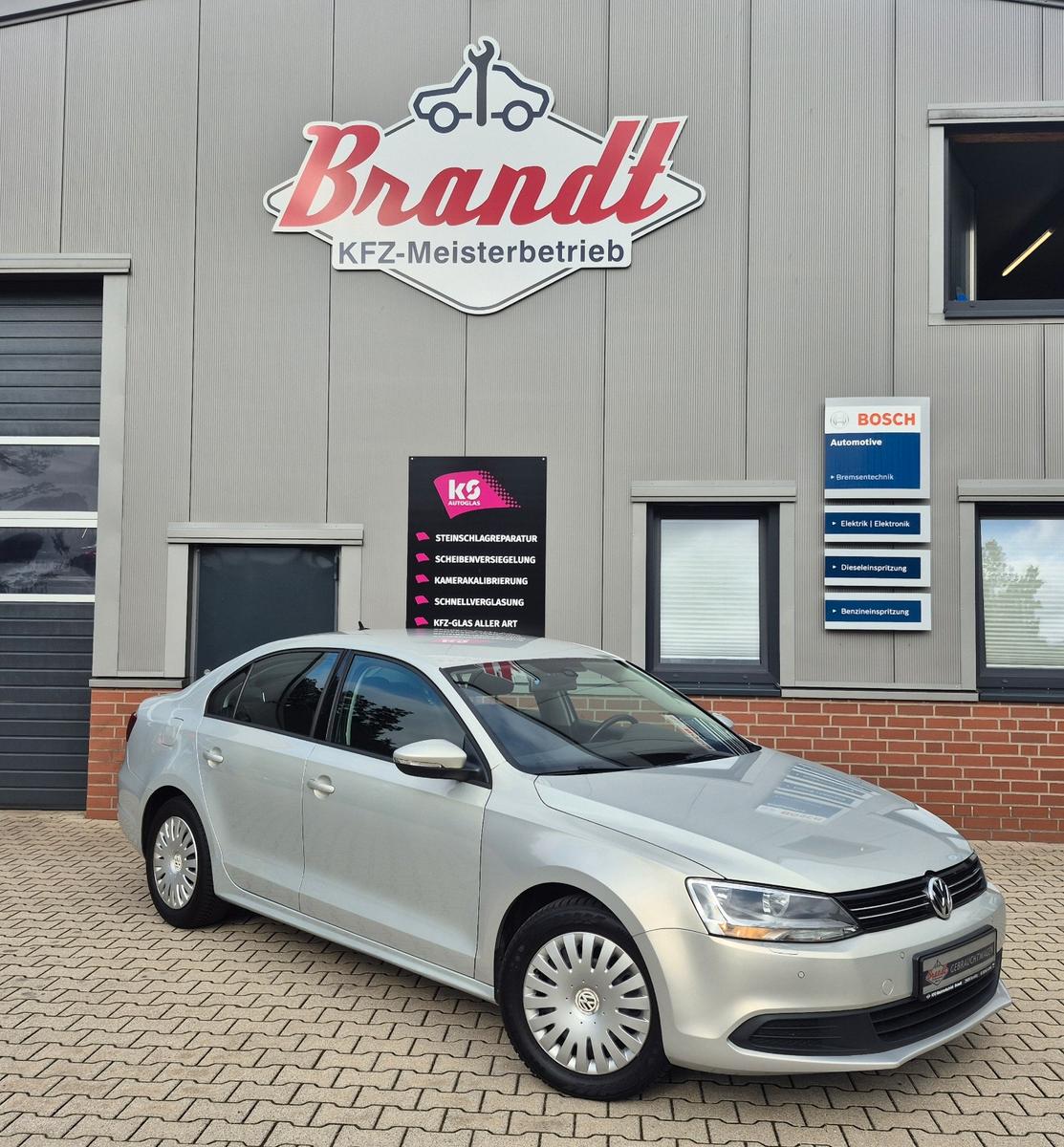 Volkswagen Jetta VI,  PDC, Sitzheizung, Kette Neu,