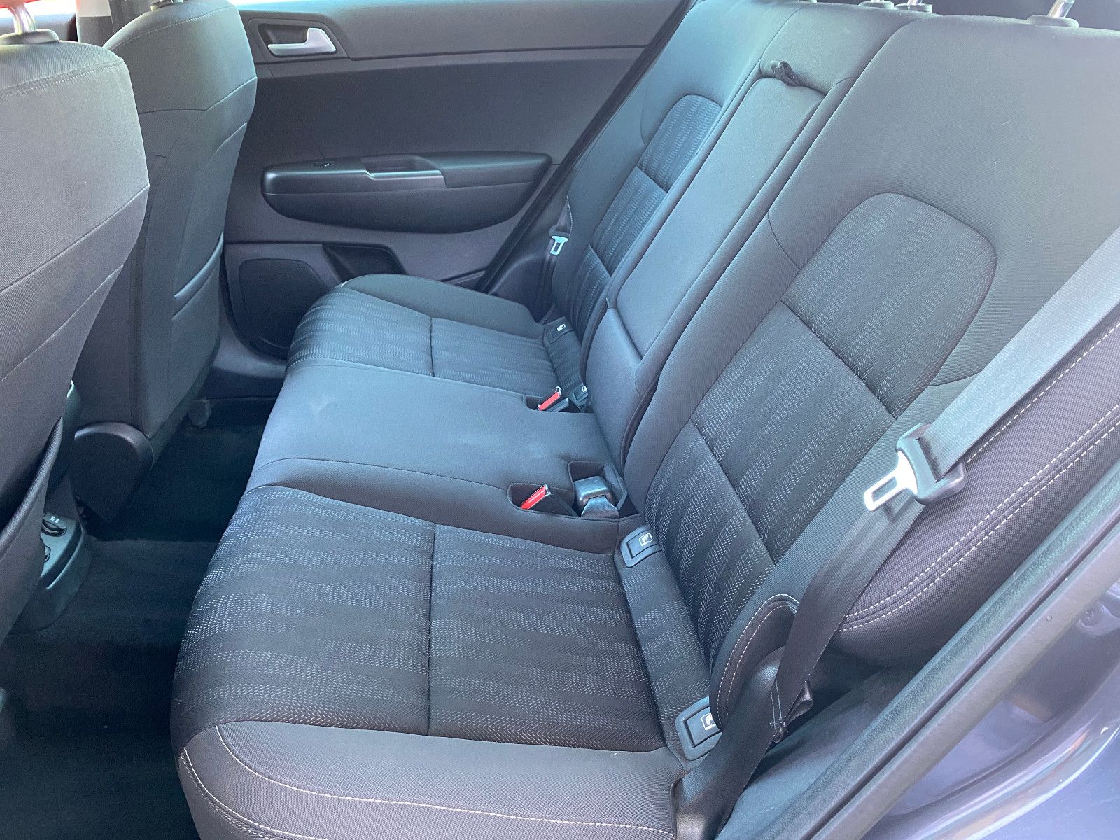 Fahrzeugabbildung Kia Sportage  2WD