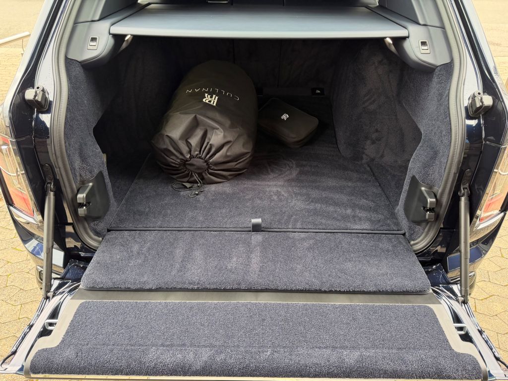 Image of Rolls-Royce Cullinan