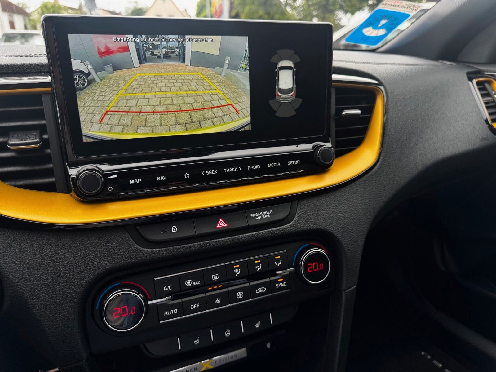 Fahrzeugabbildung Kia XCeed 1.4 T-GDI Automatik Glasdach JBL Navi Memo