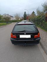 BMW 320i touring - - BMW 320 aus 2000: Kombi, 320i