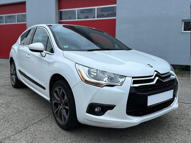 Citroën DS4 SoChic Teilleder, Klima, 8fach bereift, GRA