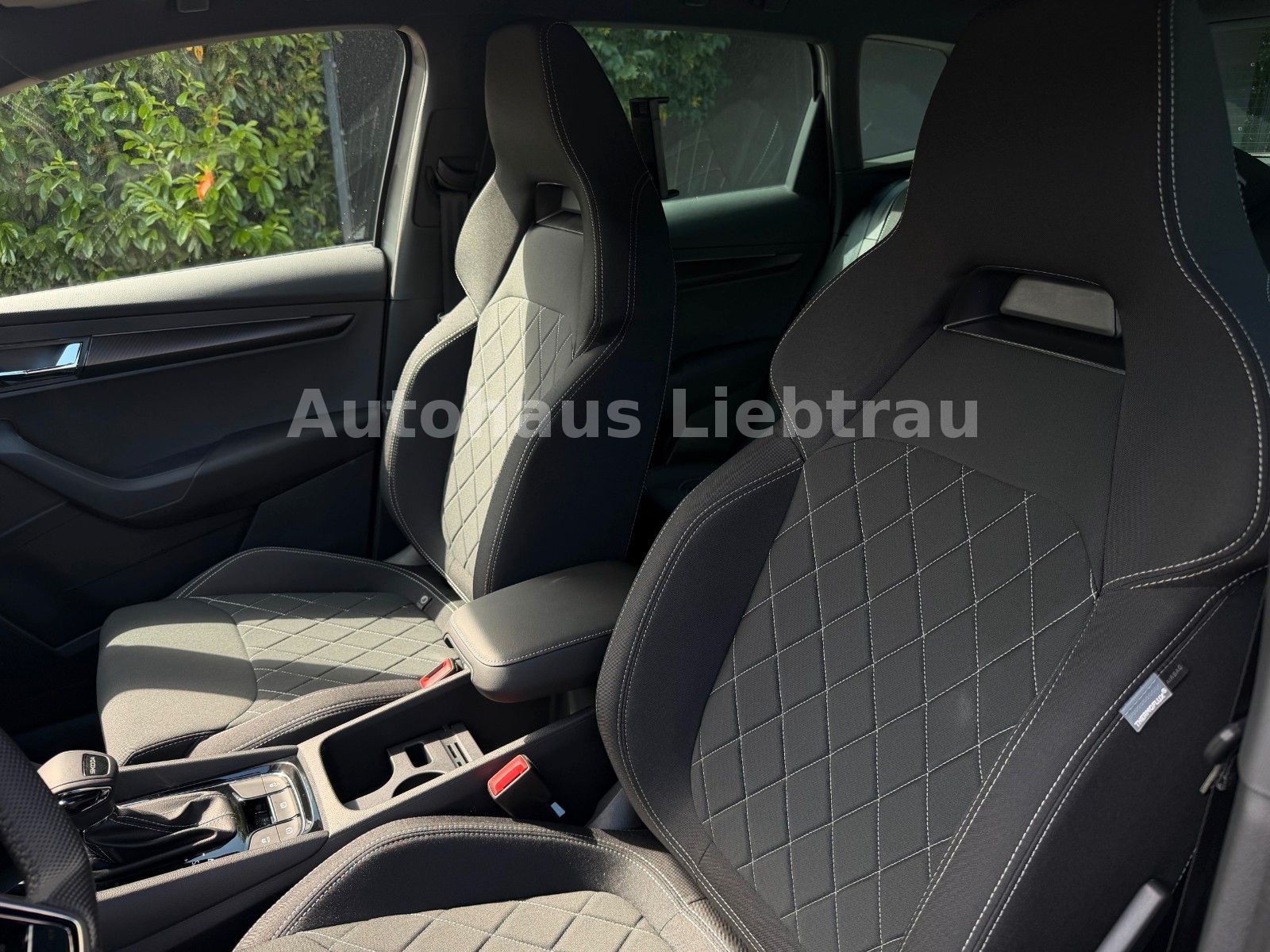 Skoda Karoq - Bild 23