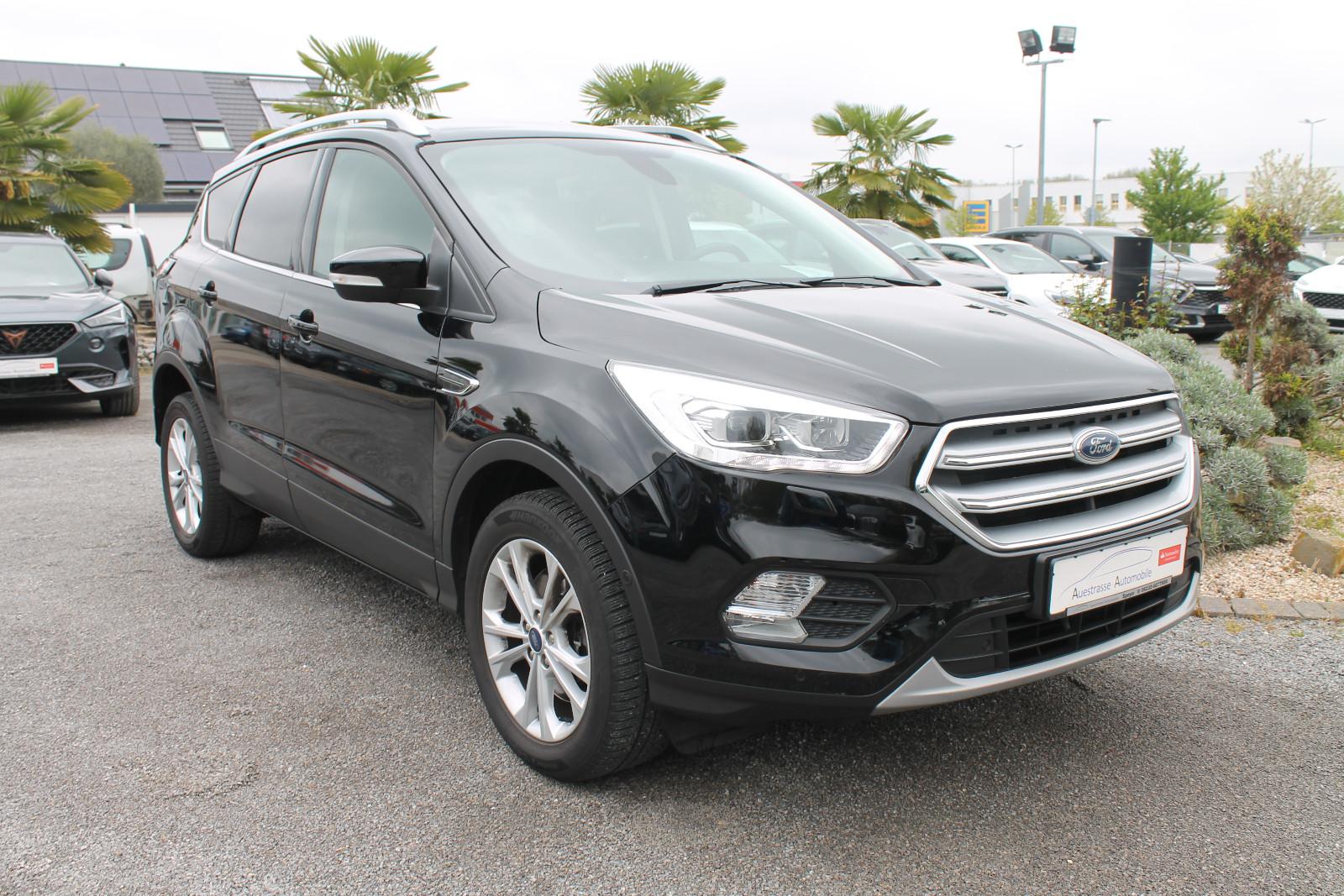 Ford Kuga Automatik, 4x4, AHK, Navi, Kamera, PDC, SHZ