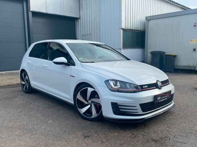 Volkswagen Golf VII Lim. GTI BMT DSG ACC NAVI XENON