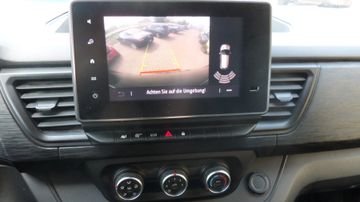 Renault Trafic Bus 2,0 BLUE dCi 150 PS 3,0t mit AHZV 8 S