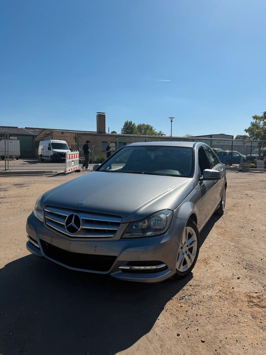 Mercedes-Benz C 200