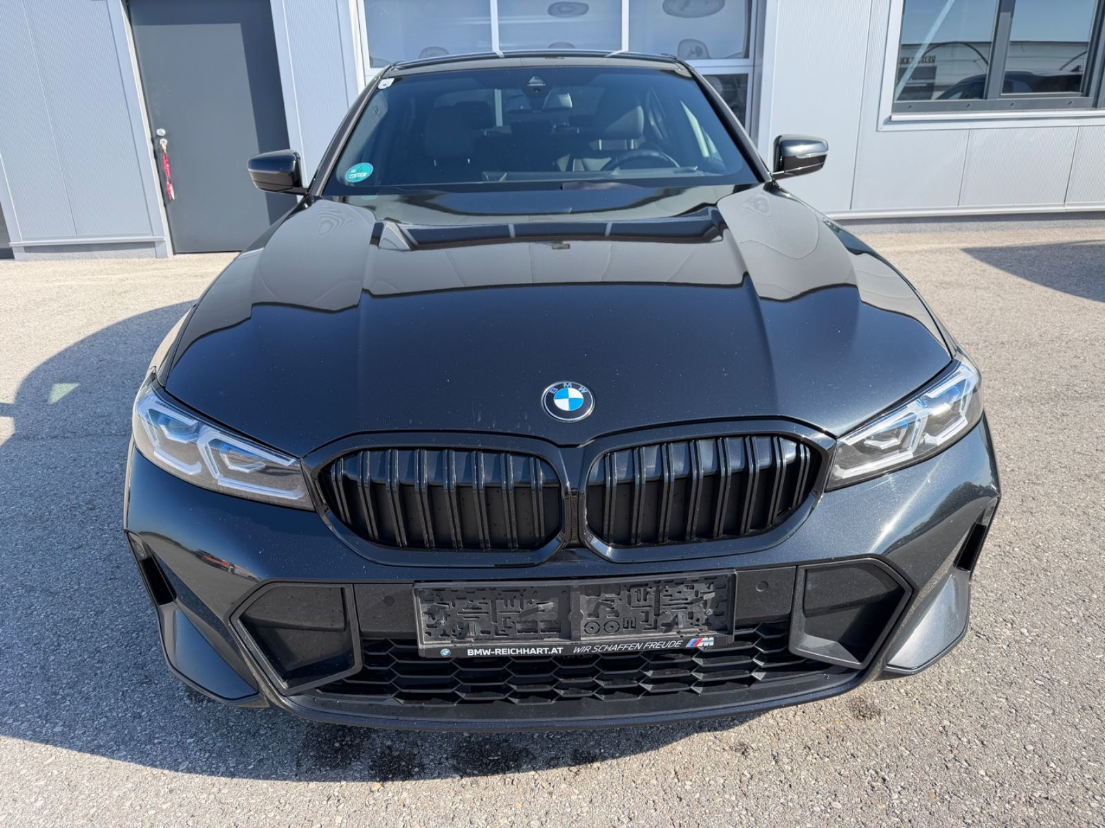 BMW Limousine 320 d xDrive M Sport imagem 2