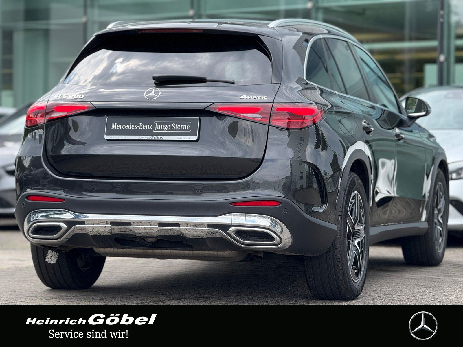 Fahrzeugabbildung Mercedes-Benz GLC 200 AMG*PANORAMA*AHK*MEMORY*19"AMG*LED*