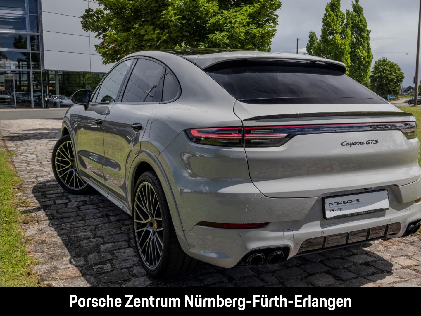Porsche Cayenne GTS Coupe LED-Matrix Luftfederung Surrou