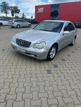 Mercedes-Benz Mercedes Benz c 180 - gebrauchte Mercedes-Benz C 180 aus dem Jahr 2000