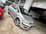 Toyota Corolla Verso 2.2-l-D * 7-SITZER * ( TÜV 04-2026 - Toyota Corolla Verso mit Diesel-Antrieb: 2.0