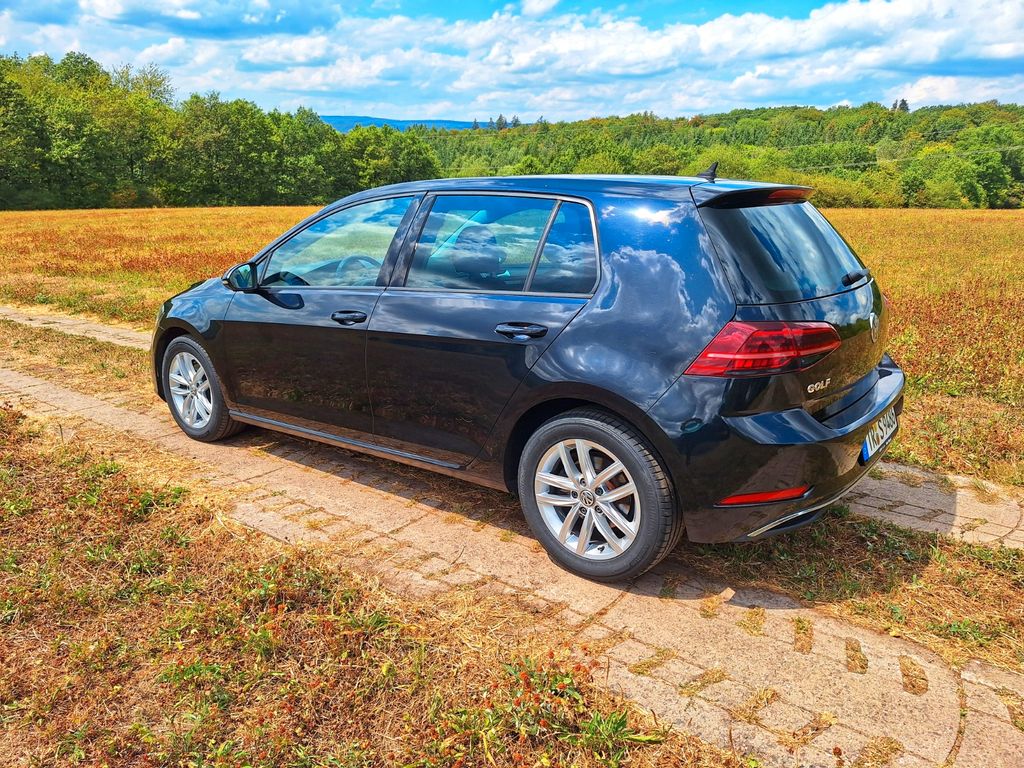 Image of Volkswagen Golf