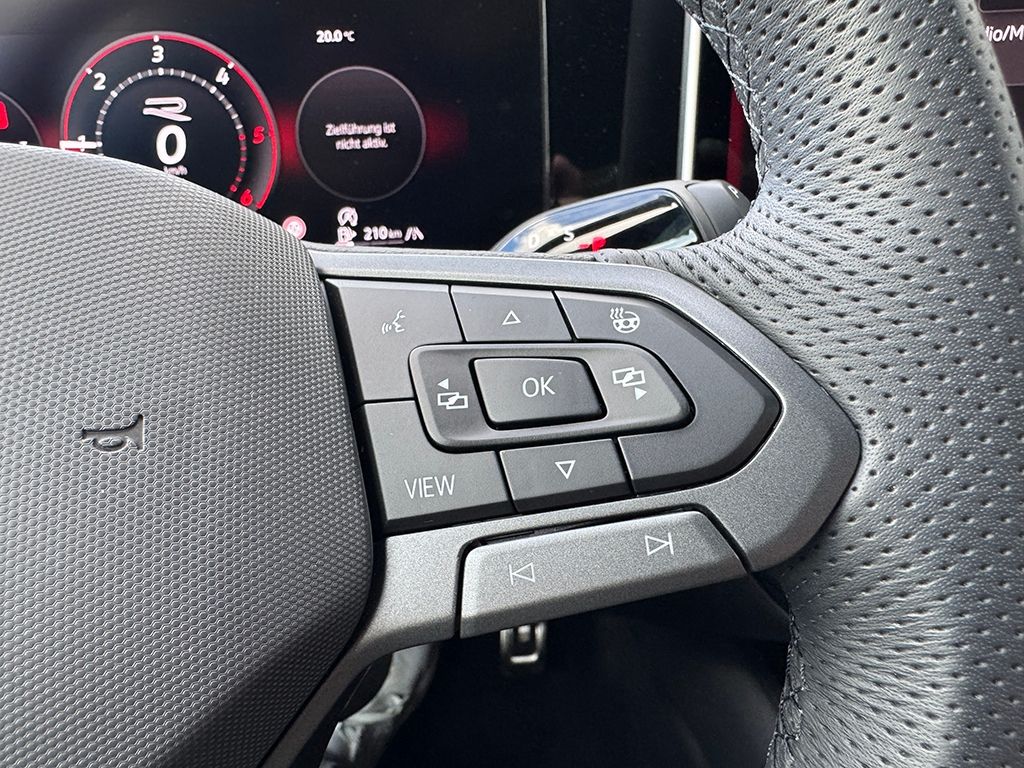 Passat Variant 2.0 TDI R-LINE SIGNATURE *AHK*