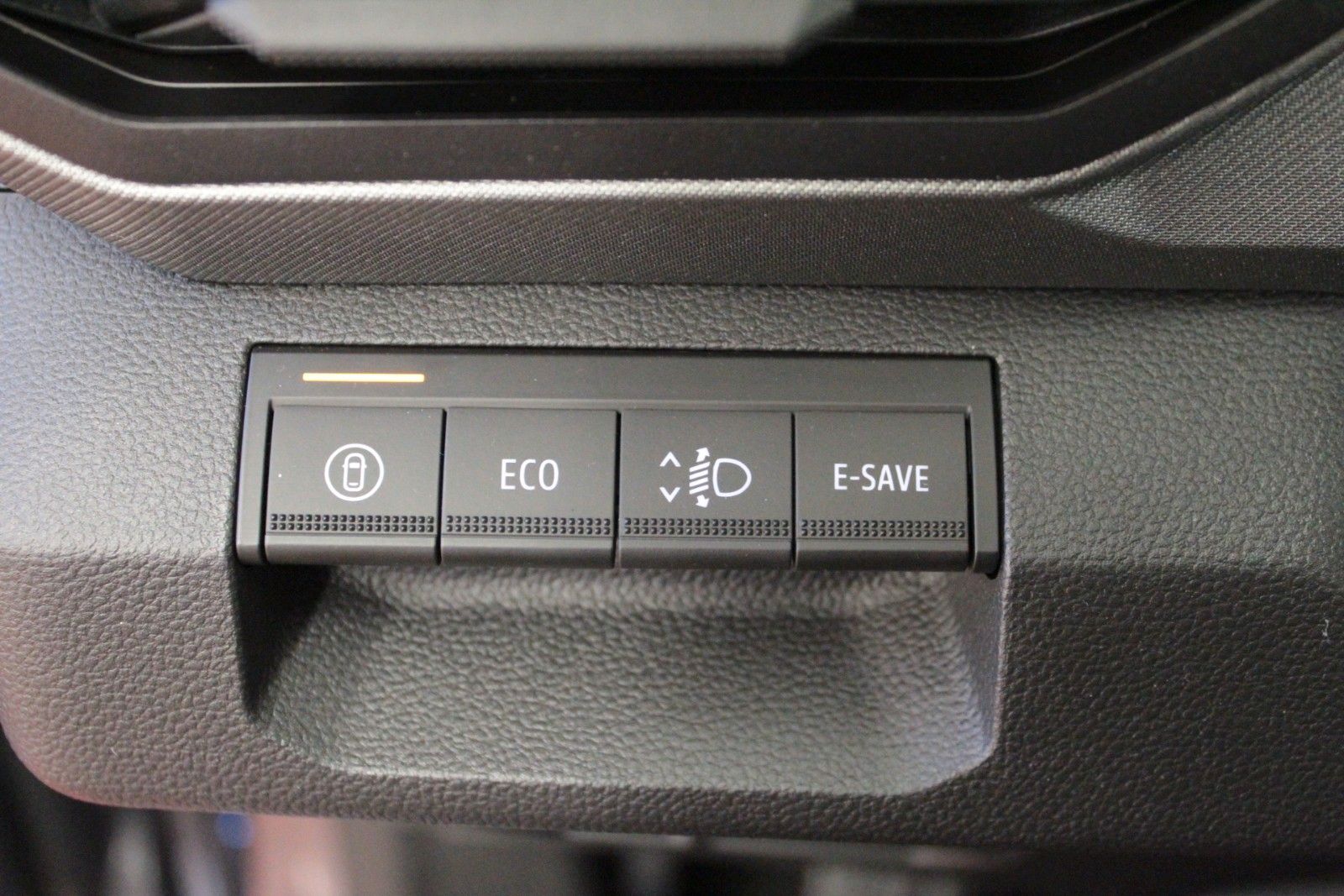 Fahrzeugabbildung Dacia Bigster Hybrid 155 Journey *Winter-*City-Paket*