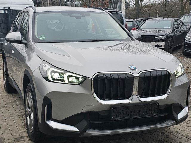 BMW X1 20 i sDrive Premium*7G*2 KLIMAZ*LED*