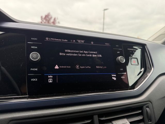 Polo 6 VI 1.0 TSI United Navi CarPlay Navi DAB