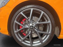 FORD Focus ST 2.3 EcoBoost LED Styling Pano ACC B&O FORD Focus ST 2.3 EcoBoost LED Styling Pano ACC B&O