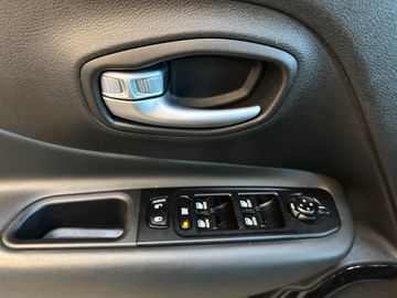 Jeep Renegade Longitude FWD *KLIMA*LKHZ*SZHZ*PDC*