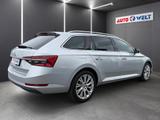 Skoda Superb Combi 2.0TDI Style DSG LED Navi Alcantara - silberne Skoda Superb
