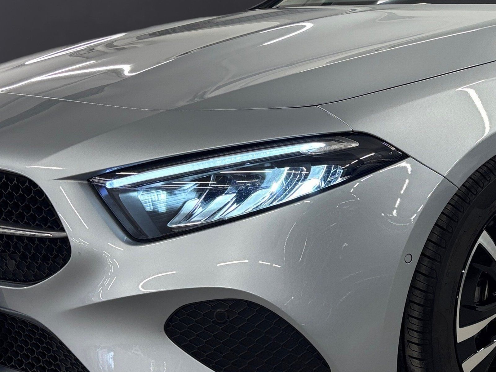 Fahrzeugabbildung Mercedes-Benz A 200 Progressive*AHK*Totwinkel*360°*LED*SHZ*PDC