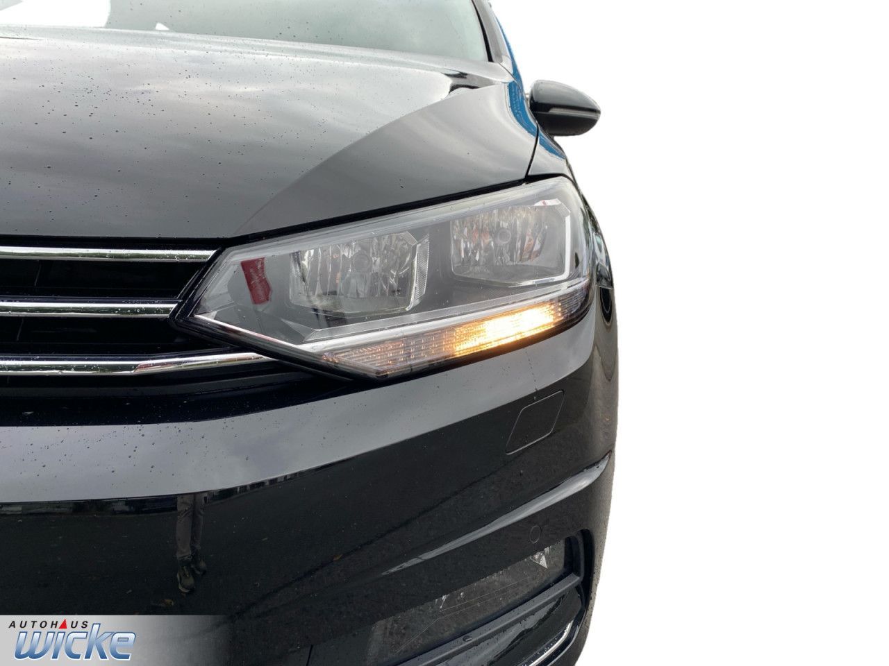 Volkswagen Touran 2.0 TDI Comfortline NAVI AHK 7 SITZE foto 4