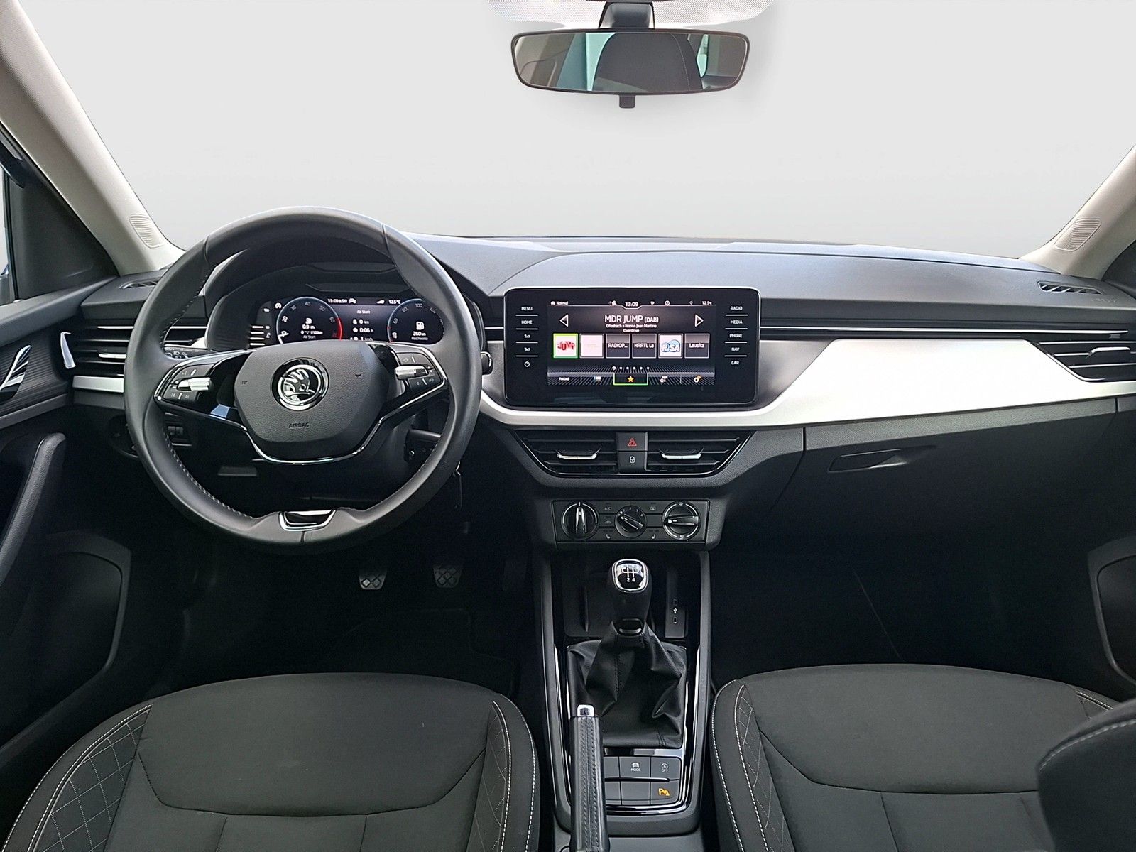 Fahrzeugabbildung SKODA Kamiq TSI Ambition Navi VC GRA PDC SH LM