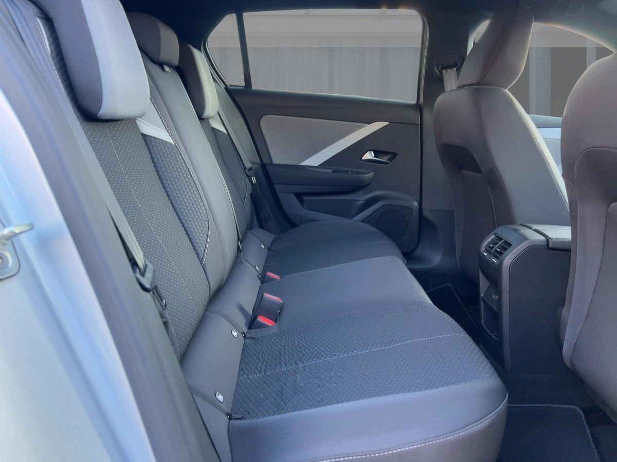 Opel Astra - Bild 9