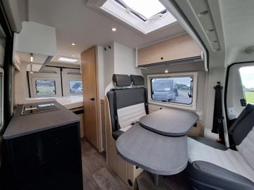 Sunlight Adventure Cliff 600 Fiat 8G Autom. Solar LED