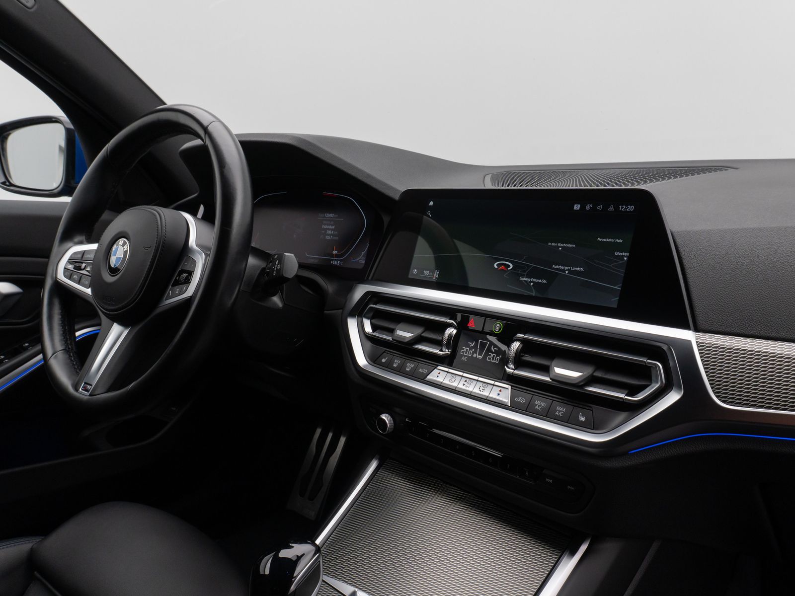 Fahrzeugabbildung BMW 330d M Sport HiFi DAB Stop&Go Fernlichtassist