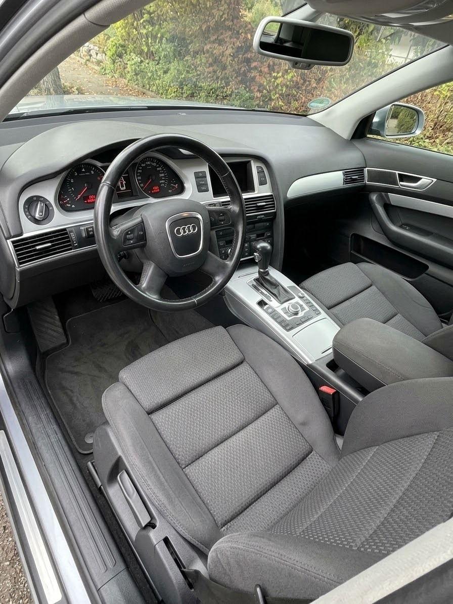Audi A6 2010 — photo 7