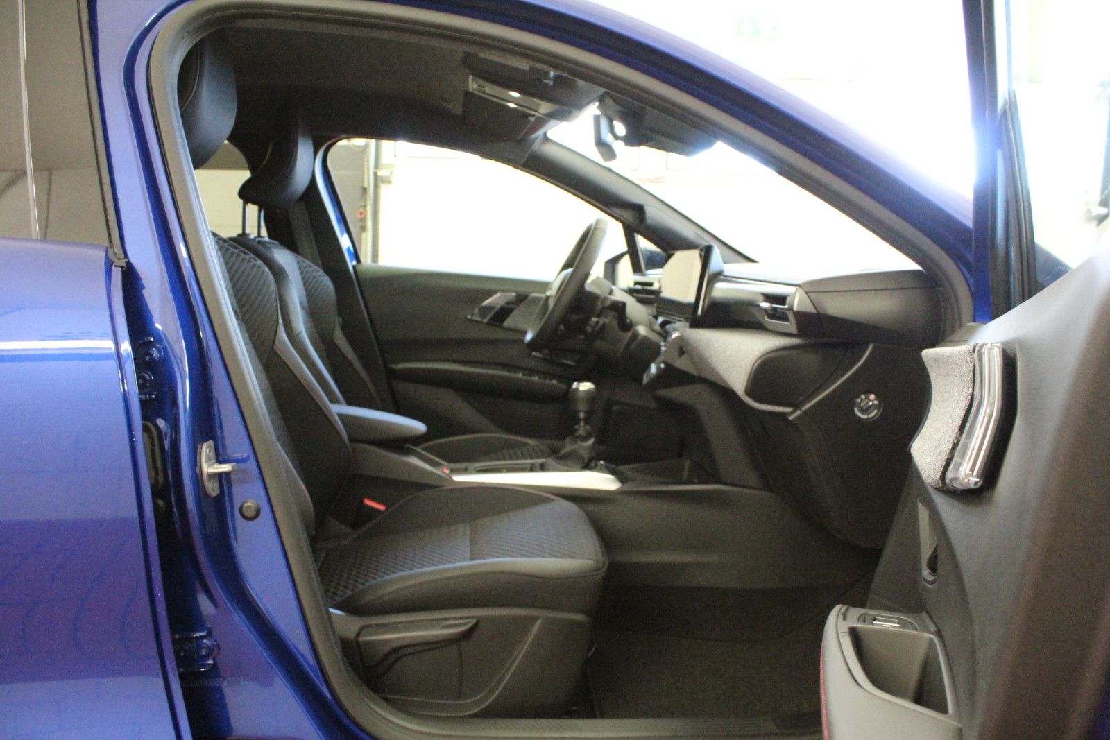 Fahrzeugabbildung Renault Clio TCe 115 Techno *Winter-Paket*Rückfahrkamera