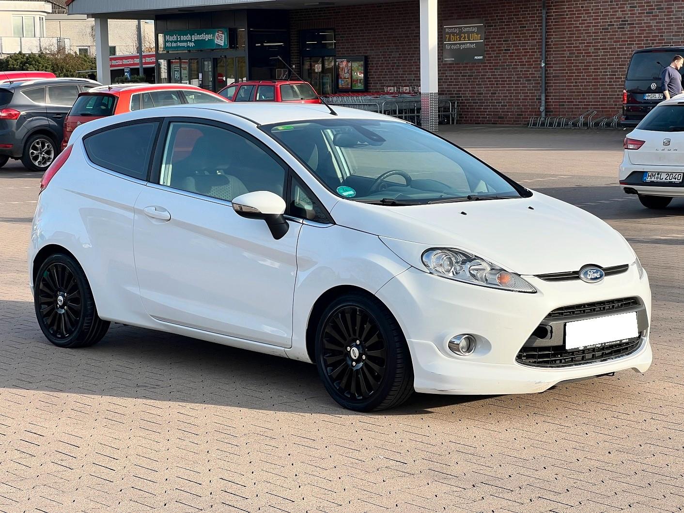 Ford Fiesta Sport TÜV+Service NEU