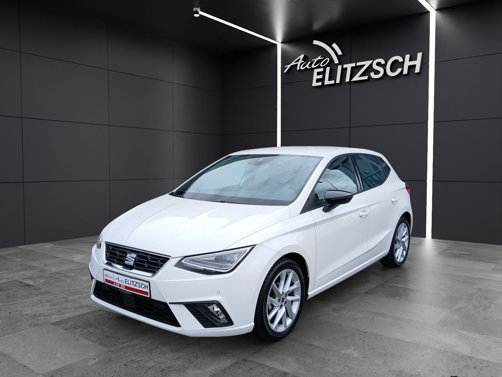 Fahrzeugabbildung SEAT Ibiza TSI FR -Line LED Navi AID GRA RFK SH LM