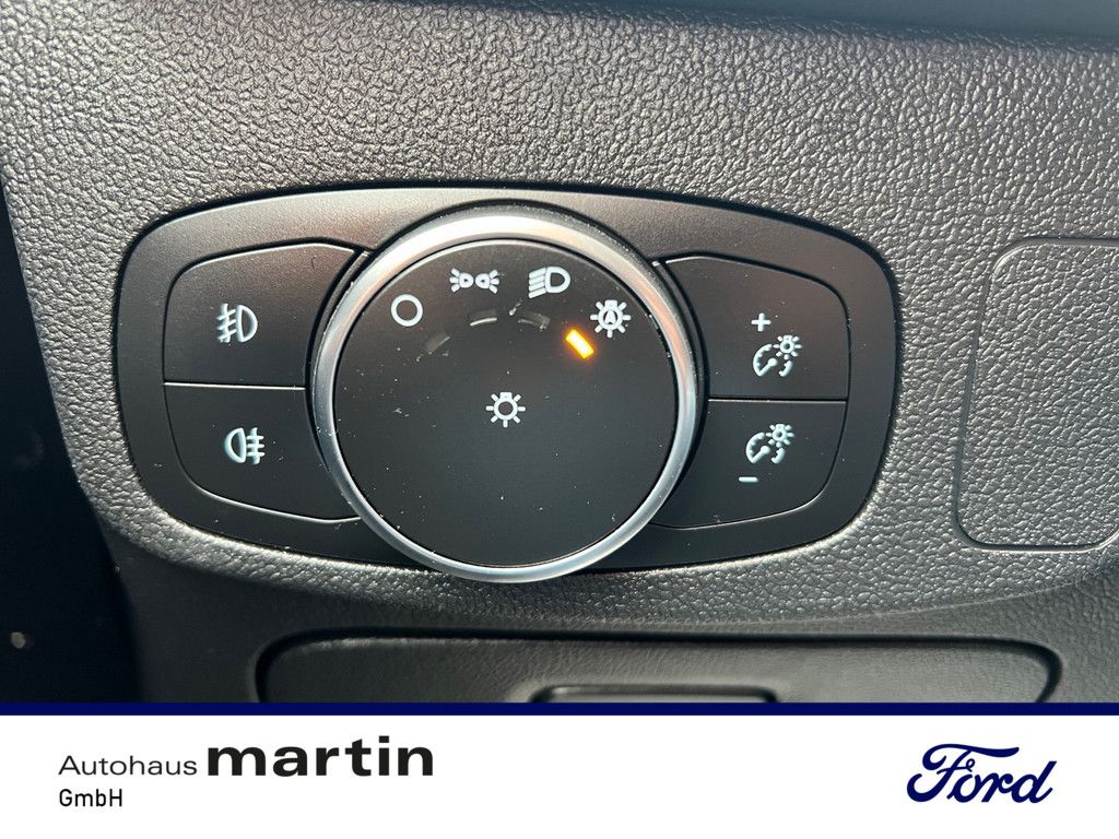 Fahrzeugabbildung Ford Focus 1.0 Cool&Connect SYNC PDC SHZ NAVI LED