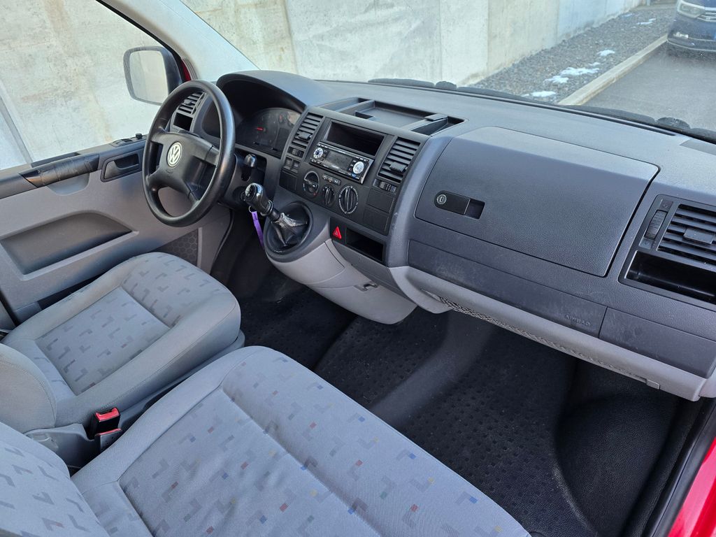 VW T5 Caravelle 9 Sitzer 1.9TDI 105PS AHK HU NEU!! VW T5 Caravelle 9 Sitzer 1.9TDI 105PS AHK HU NEU!!