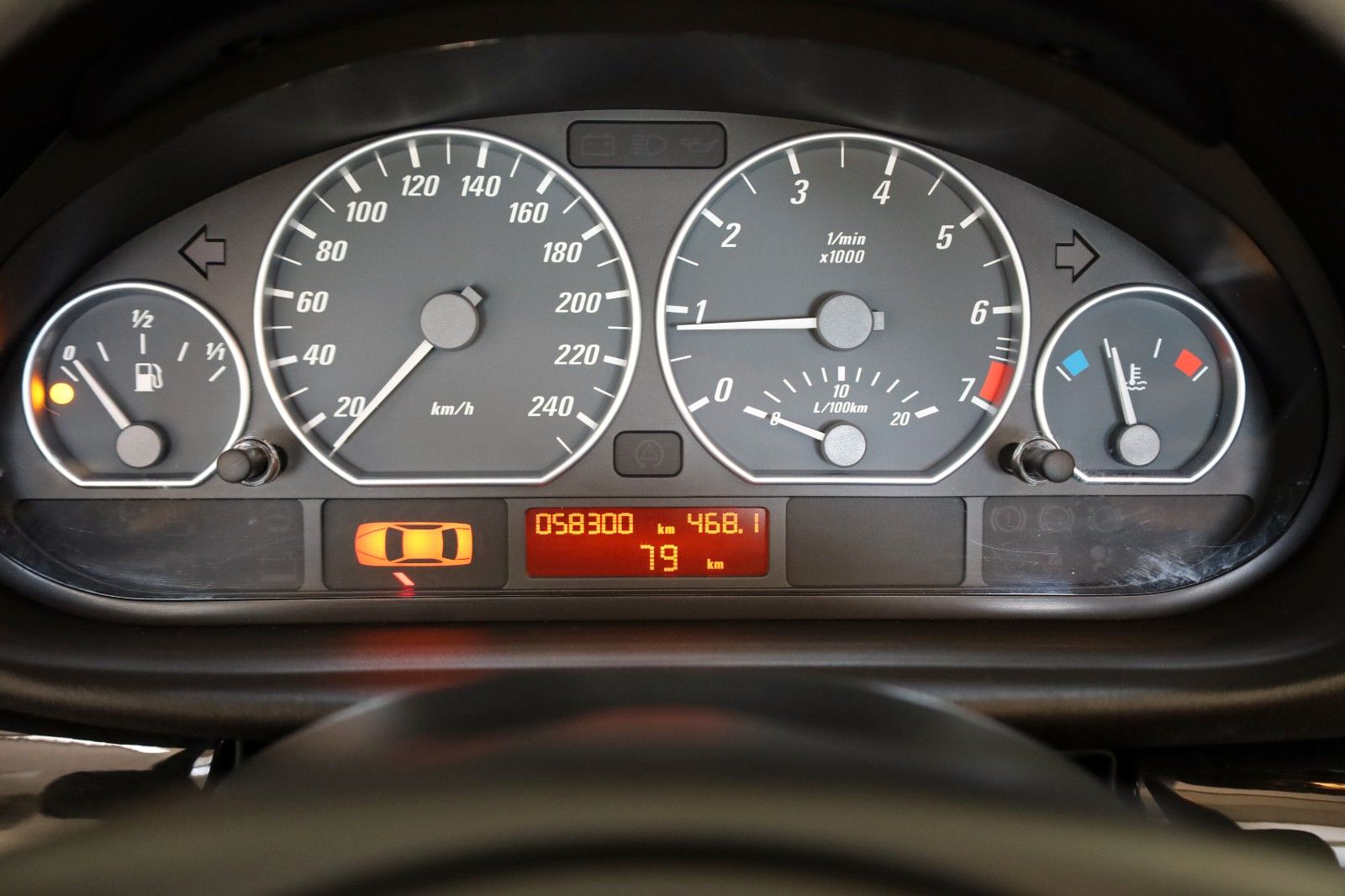 Fahrzeugabbildung BMW Cabrio 318 Ci Edition Exclusive Leder,Xenon,SH