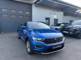 Volkswagen T-Roc 1.5 DSG Cabriolet Style,Ahk,ACC,Navi - Volkswagen T-Roc: Blau, Cabrio