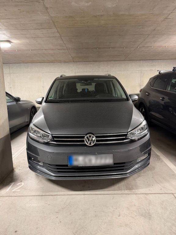 Image of Volkswagen Touran