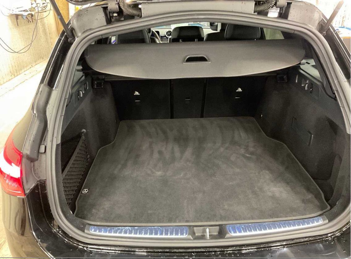 Fahrzeugabbildung Mercedes-Benz C 220d T 9G AMG Line LED/NAVI/VIRTU/SHZ/HIFI/AHK