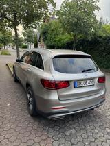 Mercedes-Benz GLC 300 d 4MATIC Autom. - - Mercedes-Benz GLC 300 in Köln