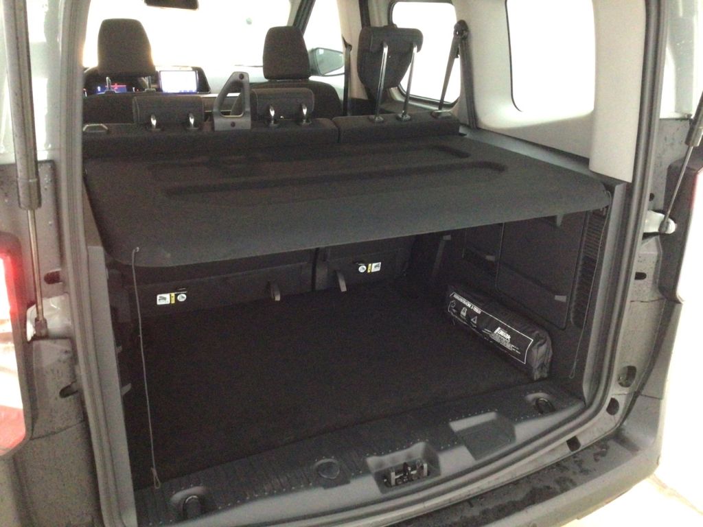 Fahrzeugabbildung Ford Tourneo Courier Trend Sitzheizung, Rückfahrkamer