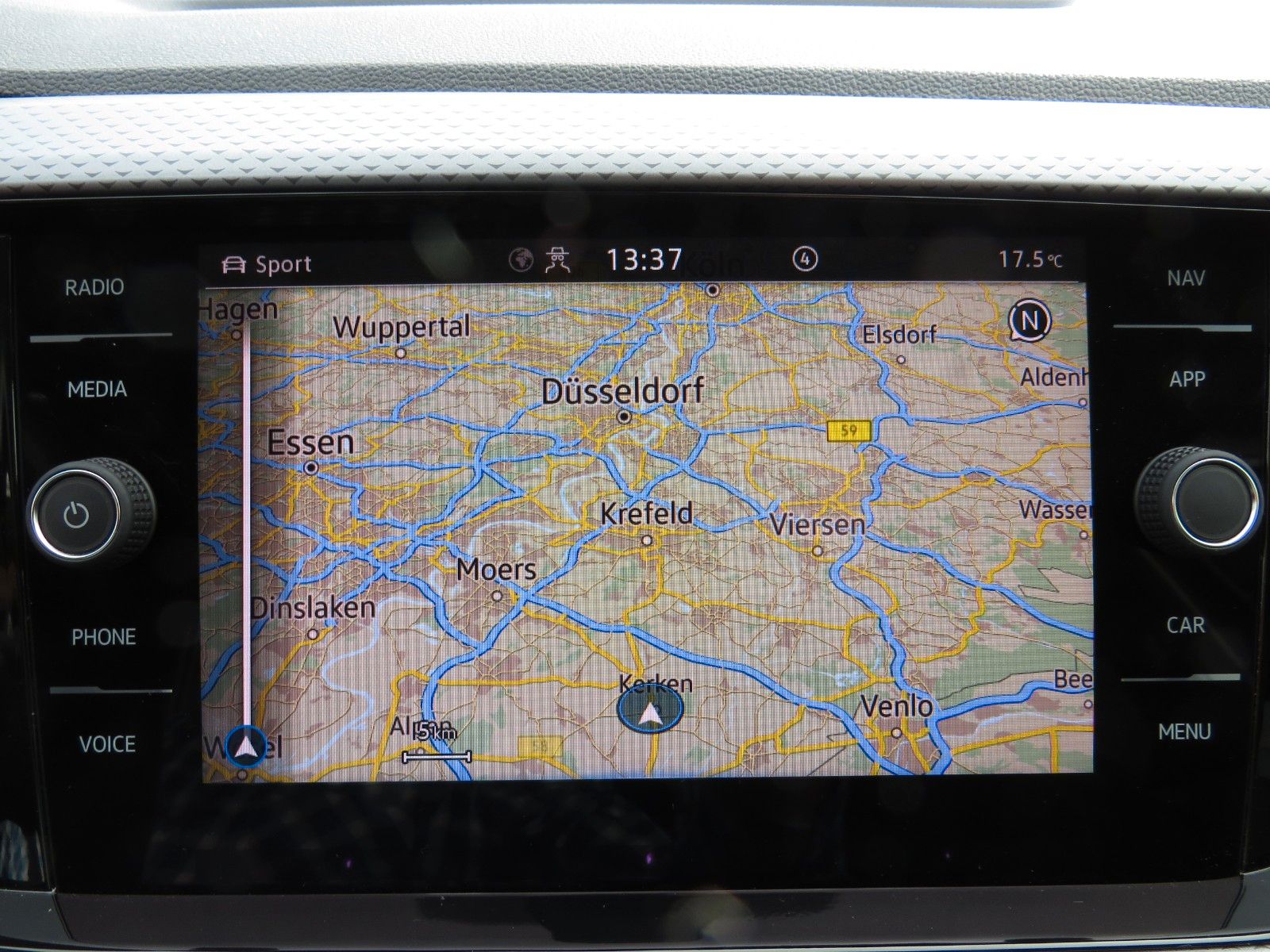 Fahrzeugabbildung Volkswagen T-Cross Active DSG ACC NAVI APP-CONNECT