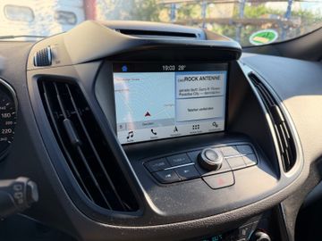 Ford Kuga - 11