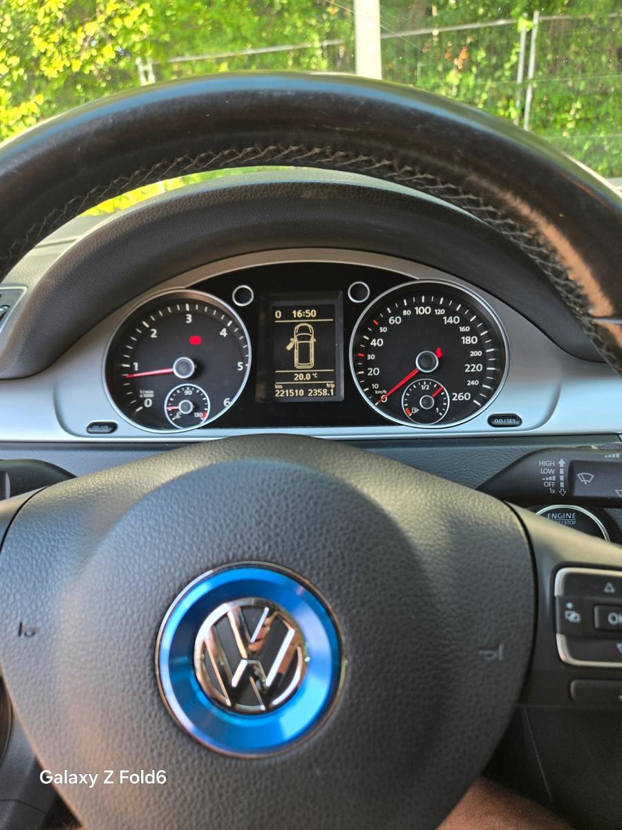 Volkswagen Passat 2014 — photo 13