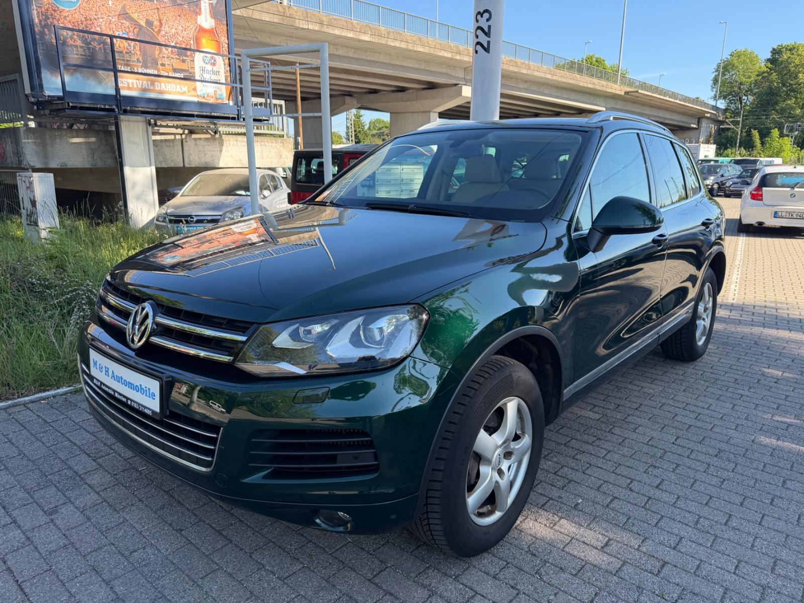 Volkswagen Touareg 3.0 V6 TDI BMT*Navi*Leder*Kamera*AHK*