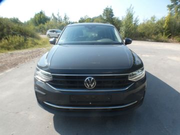 Volkswagen Tiguan - 2