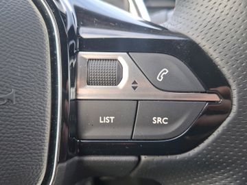 Peugeot 3008 GT 1.2 136 Kam.+KeyLess+LED+Navi+SHZ+ACC