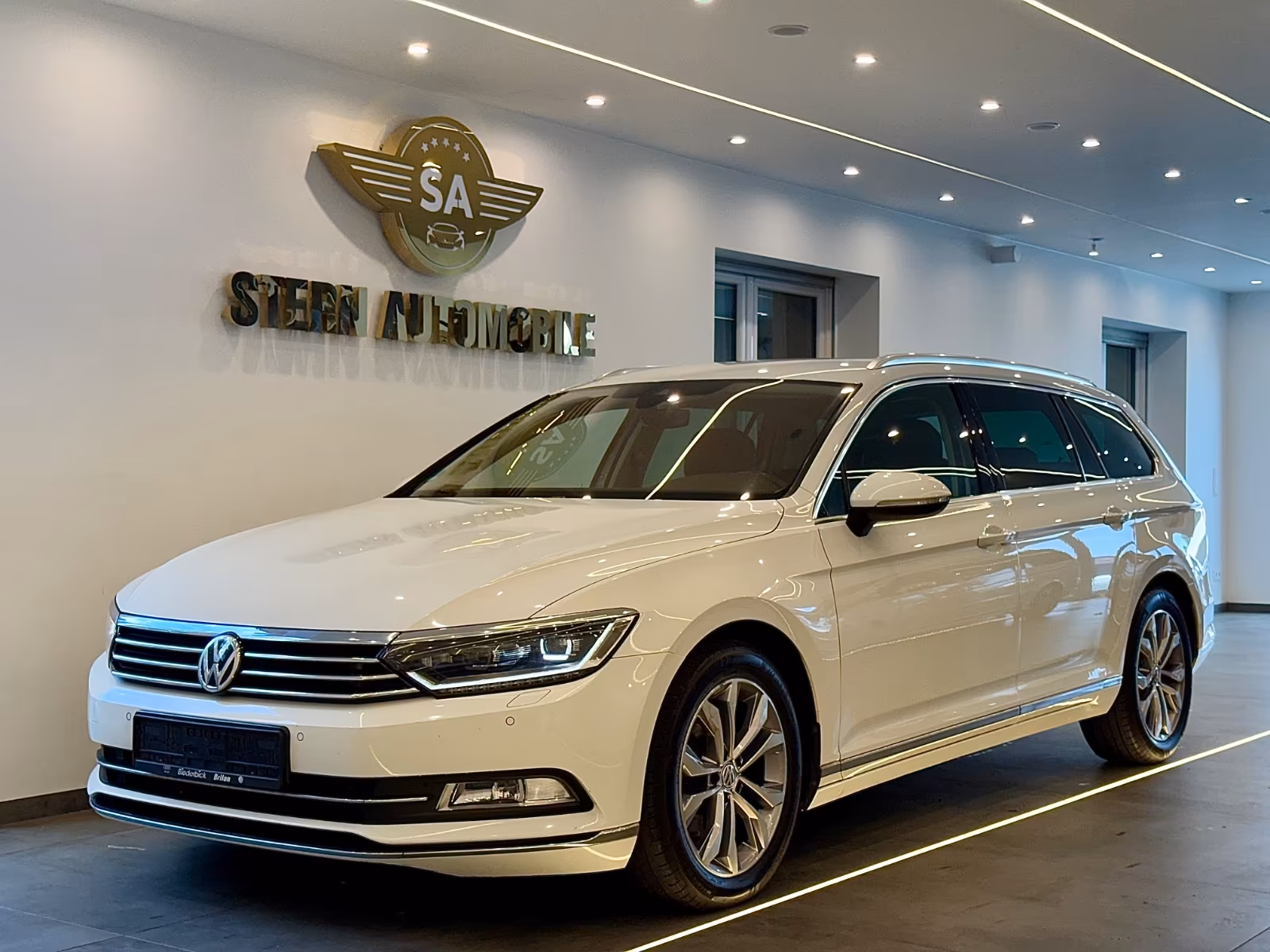 Volkswagen Passat Variant Highline DSG Leder/Navi/ACC/PDC